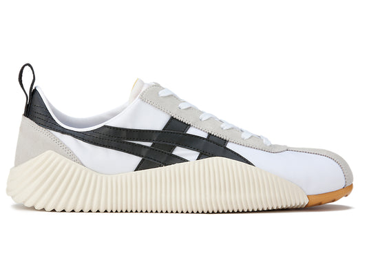 Onitsuka Tiger Acromount Sneakers - White / Black