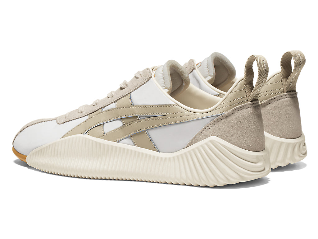 Onitsuka Tiger Acromount Sneakers - Cream / Putty