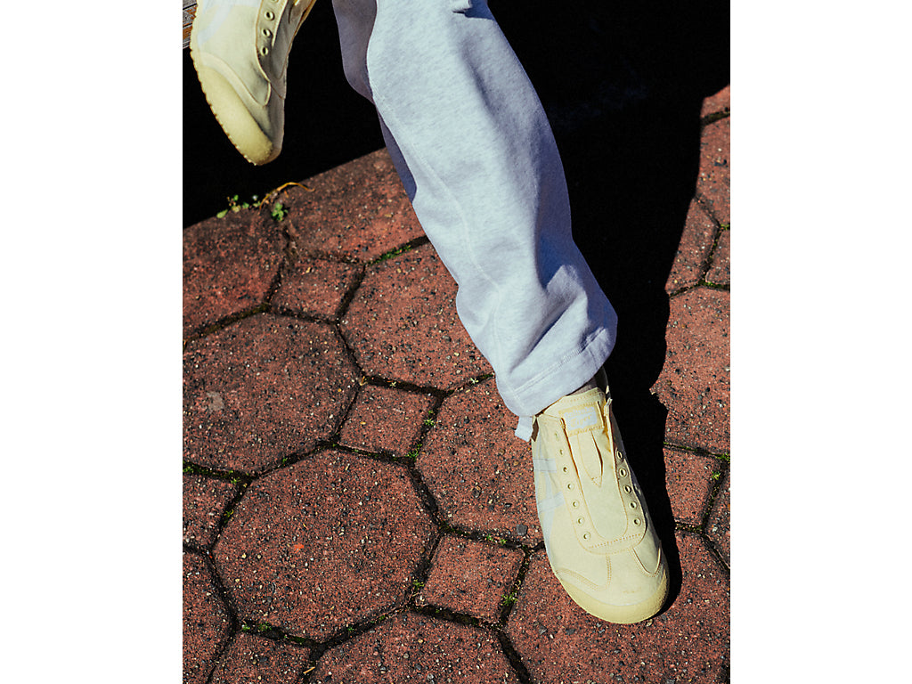 Onitsuka Tiger Mexico 66 Slip-on Sneakers - Yellow / Cream
