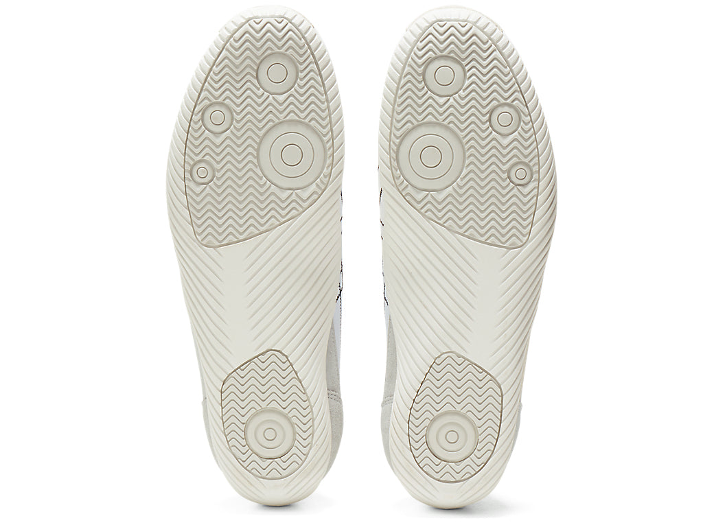Onitsuka Tiger Sclaw Sneakers - White / Black