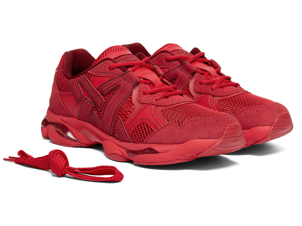 Onitsuka Tiger Tigrun Sneakers - Classic Red / Classic Red